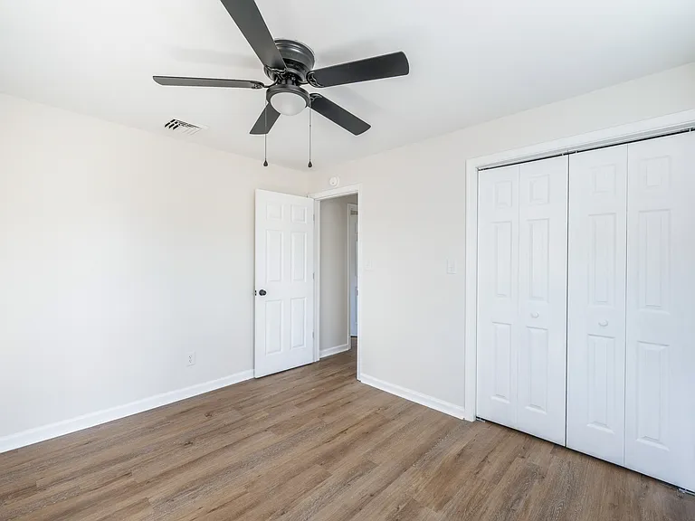 236 Newcomb Drive - 2 — Photo 12