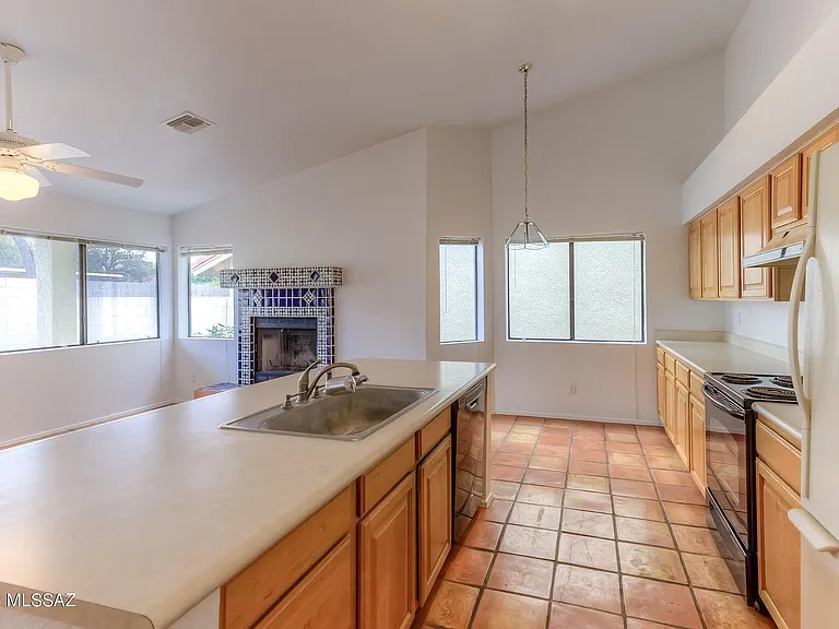 7690 E Dayview Cir — Photo 6