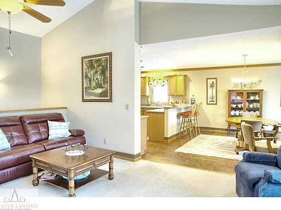4th image of 6595 E English Oak Dr