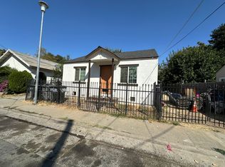 3233 44th St, Sacramento, CA 95817