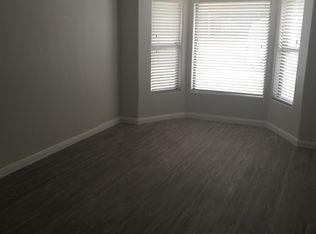 8706 Los Arboles Ave NE, Albuquerque, NM 87112