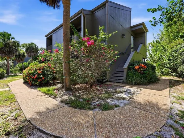 120 Woodland Pl #120, Osprey, FL 34229