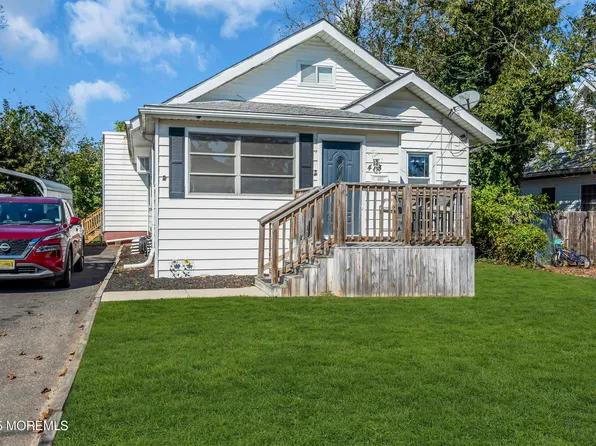 413 Pine Street, Lakehurst, NJ 08733