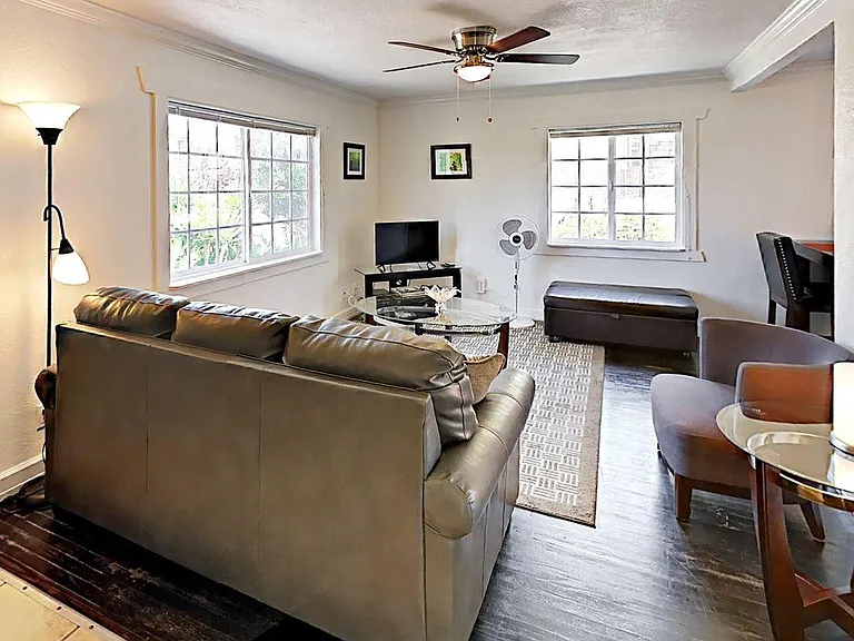1145 Colusa St — Photo 42