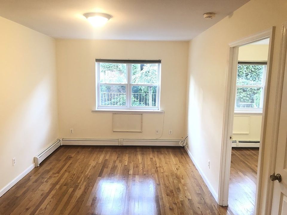 1st image of 2820 41st St #2