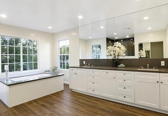 Master bath 