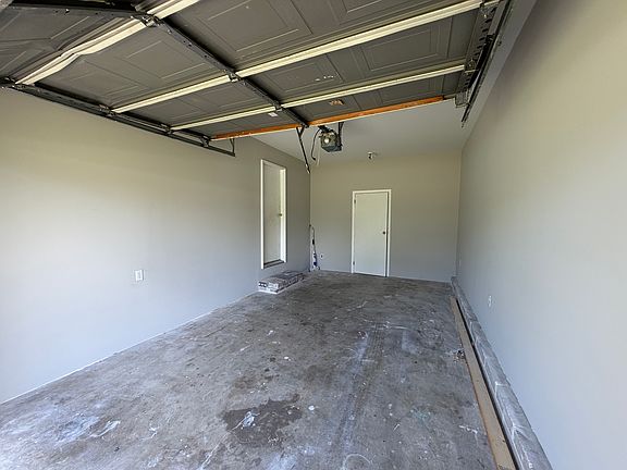 3rd image of 4965 Pikes Pond Rd