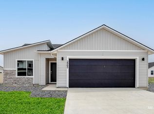 2865 W Taiban Creek Dr, Kuna, ID 83634