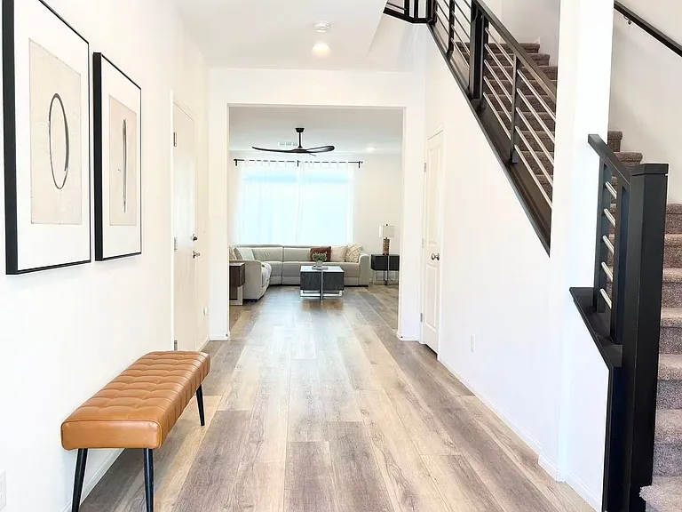 5888 Becklow Gardens Ave — Photo 4