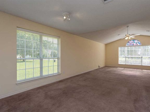 5th image of 2039 Peregrine Ct