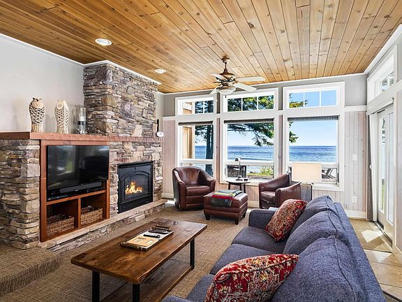 4th image of 596 Larsmont Way #310
