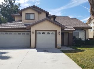 13221 Luna Rd, Victorville, CA 92392