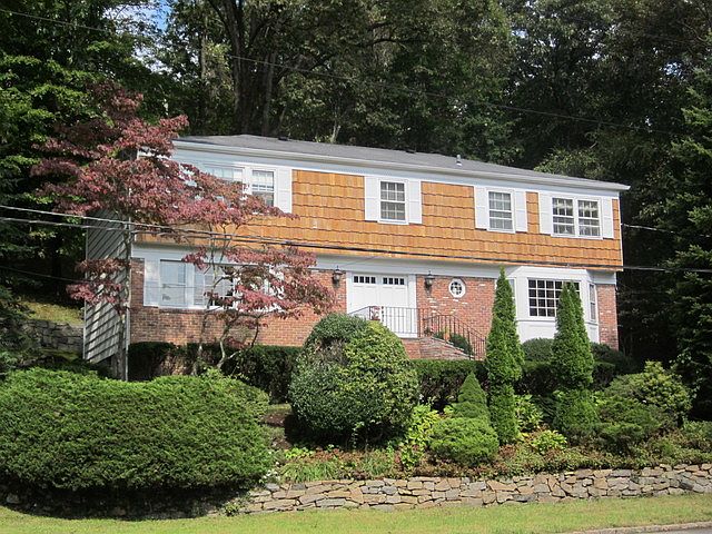 1st image of 18 Romar Ave