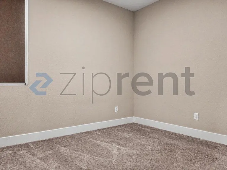 2272 Borealis Cir — Photo 39