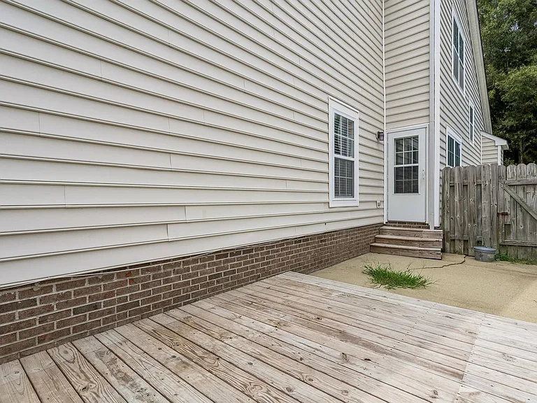 108 Nathan Pl — Photo 25