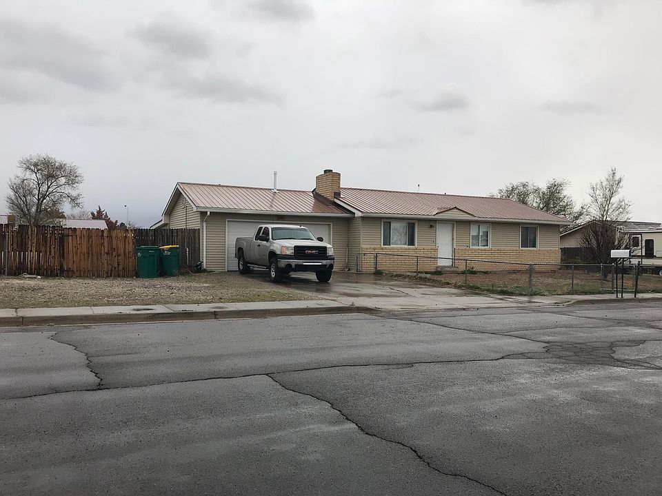 1st image of 606 Fern Dr