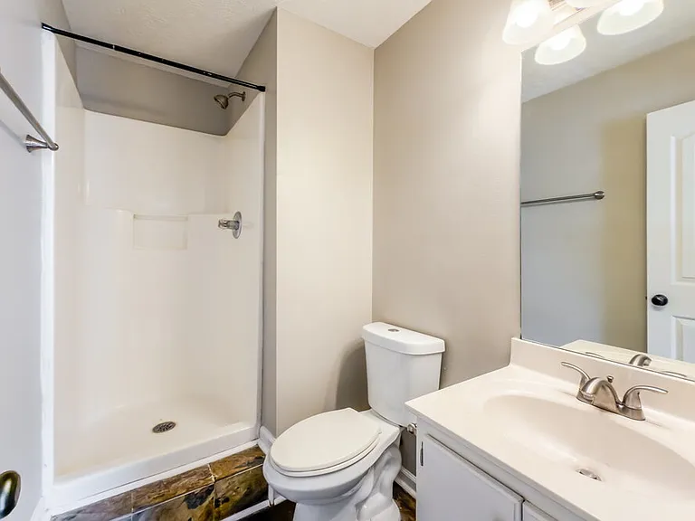 1435 Tuffnell Dr — Photo 15