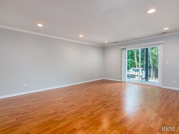 2nd image of 144 W Park Ave APT 103