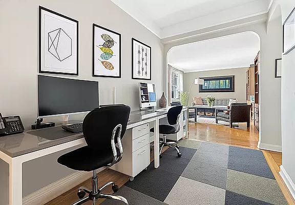 5th image of 44 Prospect Park W APT E6