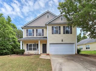 2124 Seabrook Ln, Fort Mill, SC 29715