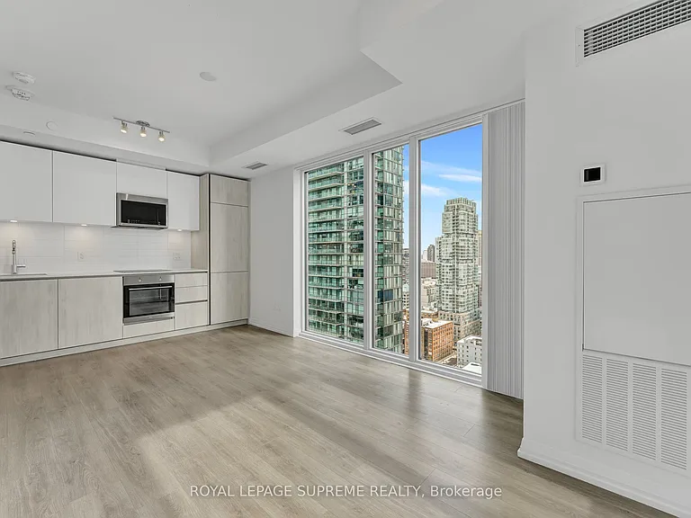 28 Widmer St #2929 — Photo 9