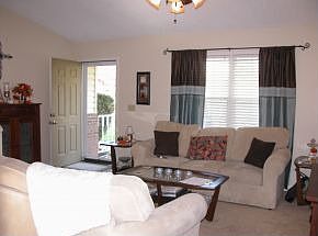 4th image of 1119 Miller Dr