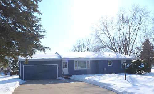 375 1st Street, Windom, Mn 56101