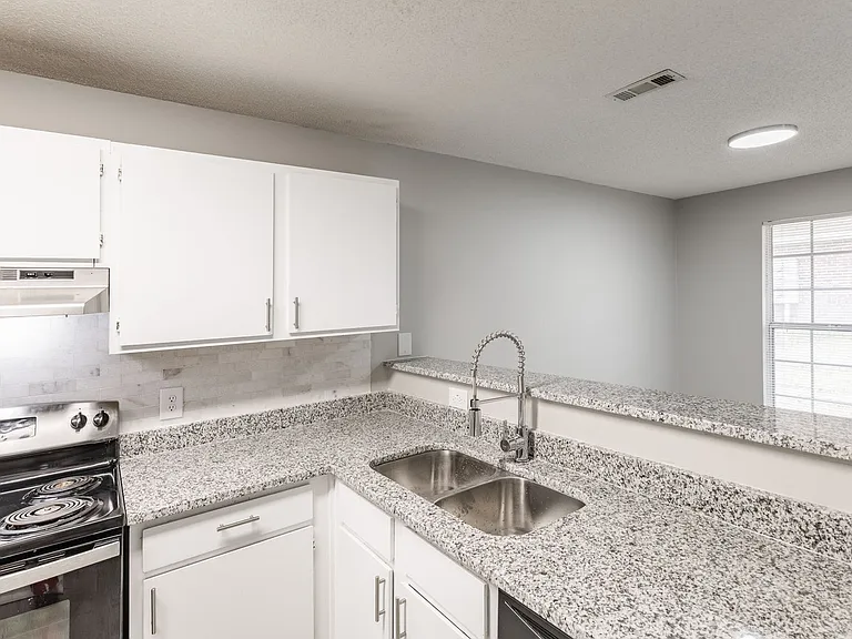 2640 Blue Spring Rd NW — Photo 15