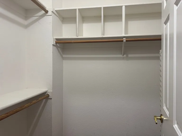 1258 Calle De Cuestanada — Photo 14