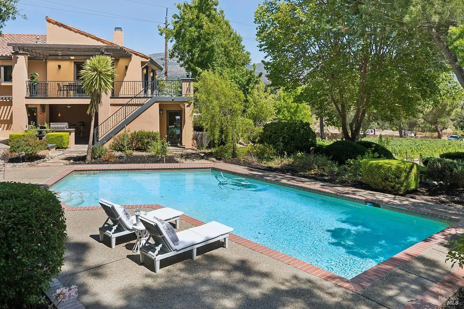 1685 Estee Avenue - Photo 3