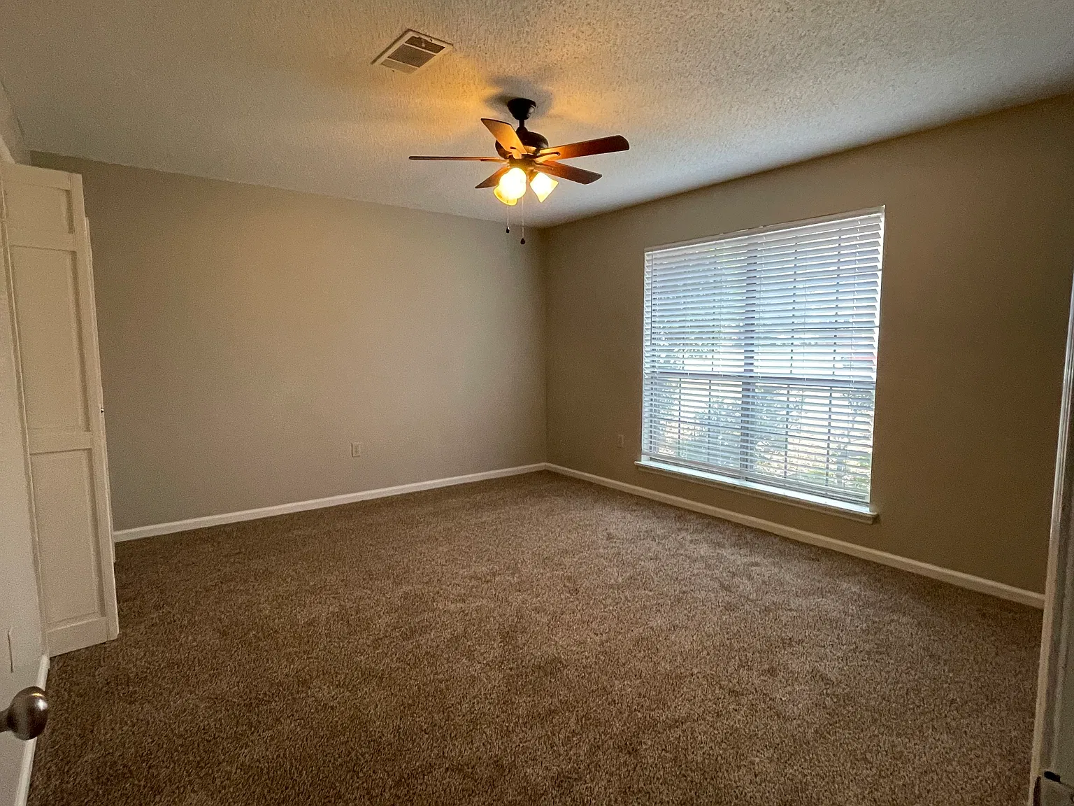 3 bed, 1548 sqft, $1,500 — Photo 4