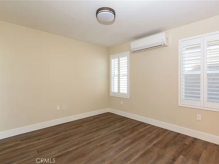 11845 Grevillea Ave — Photo 6
