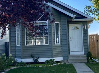 92 Covington Ct NE, Calgary, AB T3K4L9