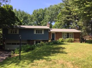 2006 S Sussex Dr, Bloomington, IN