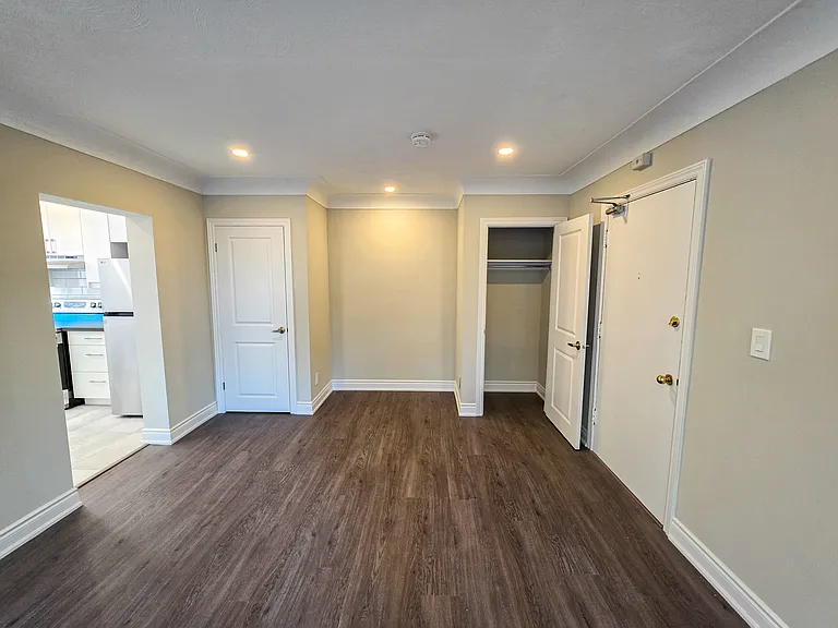 83 Wilson St #5 — Photo 11