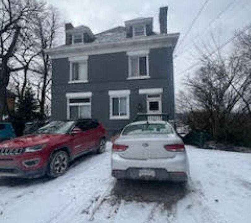 1st image of 373 W Riverview Ave APT 1