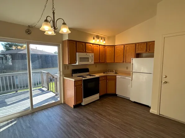 807 Rainbow Dr, Schenectady, NY