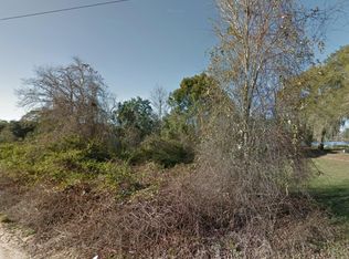 884 Lake Shore Ter, Interlachen, FL 32148