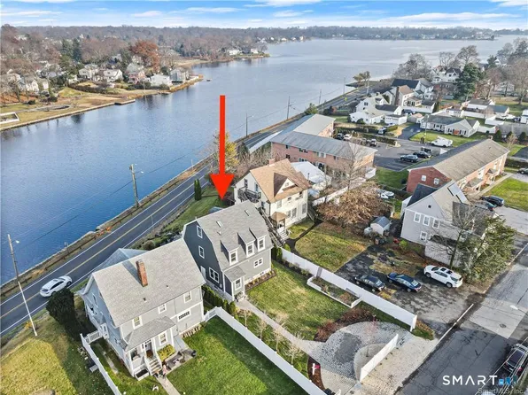 69 Weed Ave, Stamford, CT 06902