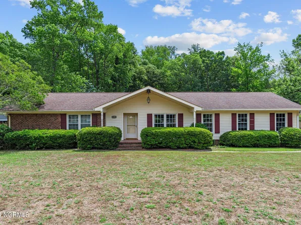 2013 Westwood Drive, Kinston, NC 28504