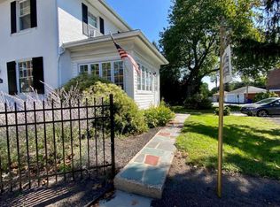 22 N Price St, Pottstown, PA 19464