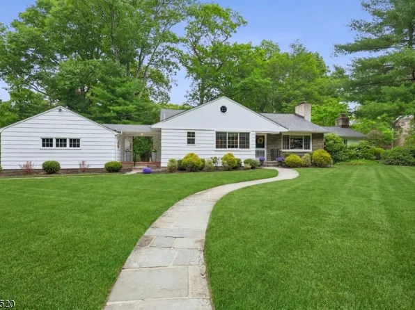 25 Grove St, Caldwell Boro Twp., NJ 07006