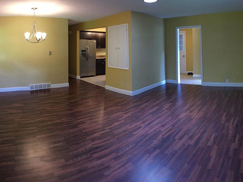 2nd image of 128 Koser Ave