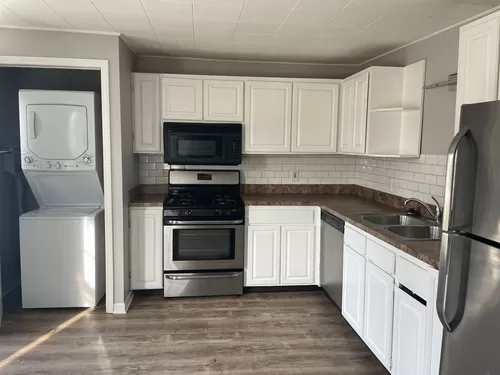 Completely renovated 1 bedroom, 1 bath upper unit near downtown Rockford. Photo 1