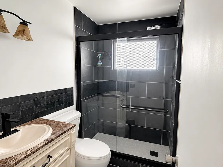 7401 Pines Blvd #109 — Photo 11