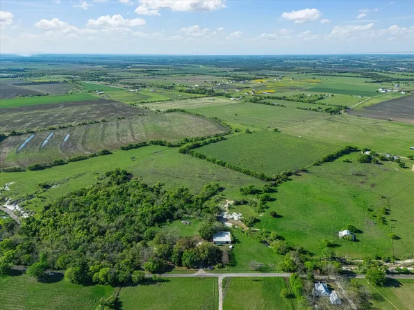 1302 Forreston Rd, Waxahachie, TX 75165