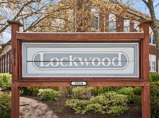 Lockwood, Warwick, RI 02886