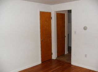 10 Armandale St APT 2, Worcester, MA 01603