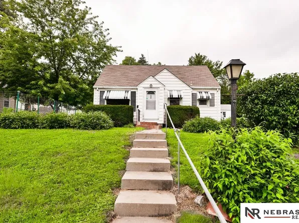 608 Chicago Ave, Plattsmouth, NE 68048