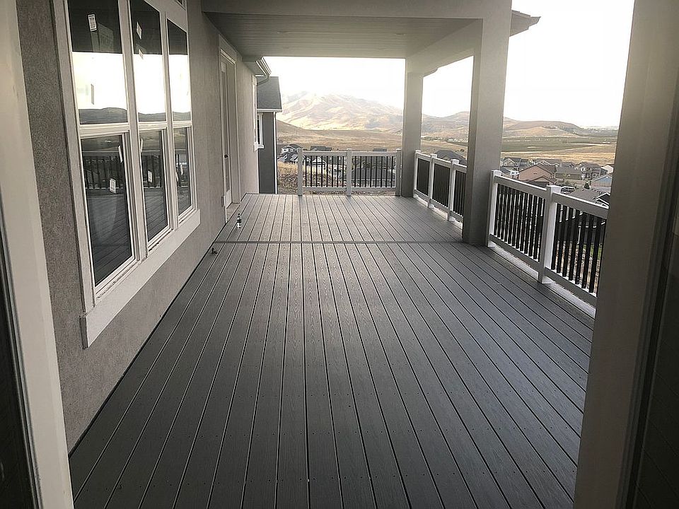 Covered deck